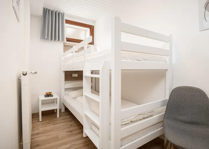 Am Poen - מדבאך